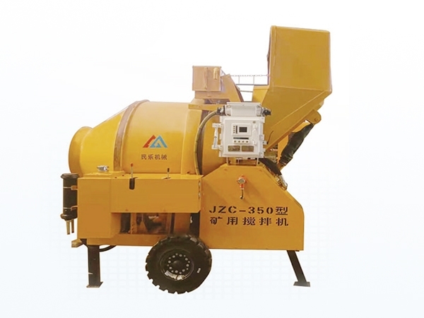 礦用濕噴臺(tái)車(chē)，礦用混凝土泵，礦用攪拌機(jī)發(fā)貨